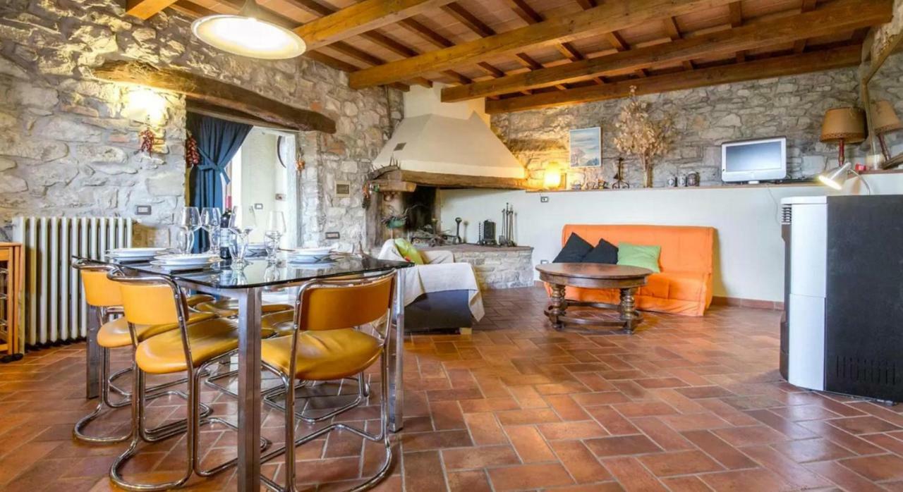 Villa Casa Mazzocchi Vista Su Poppi Extérieur photo